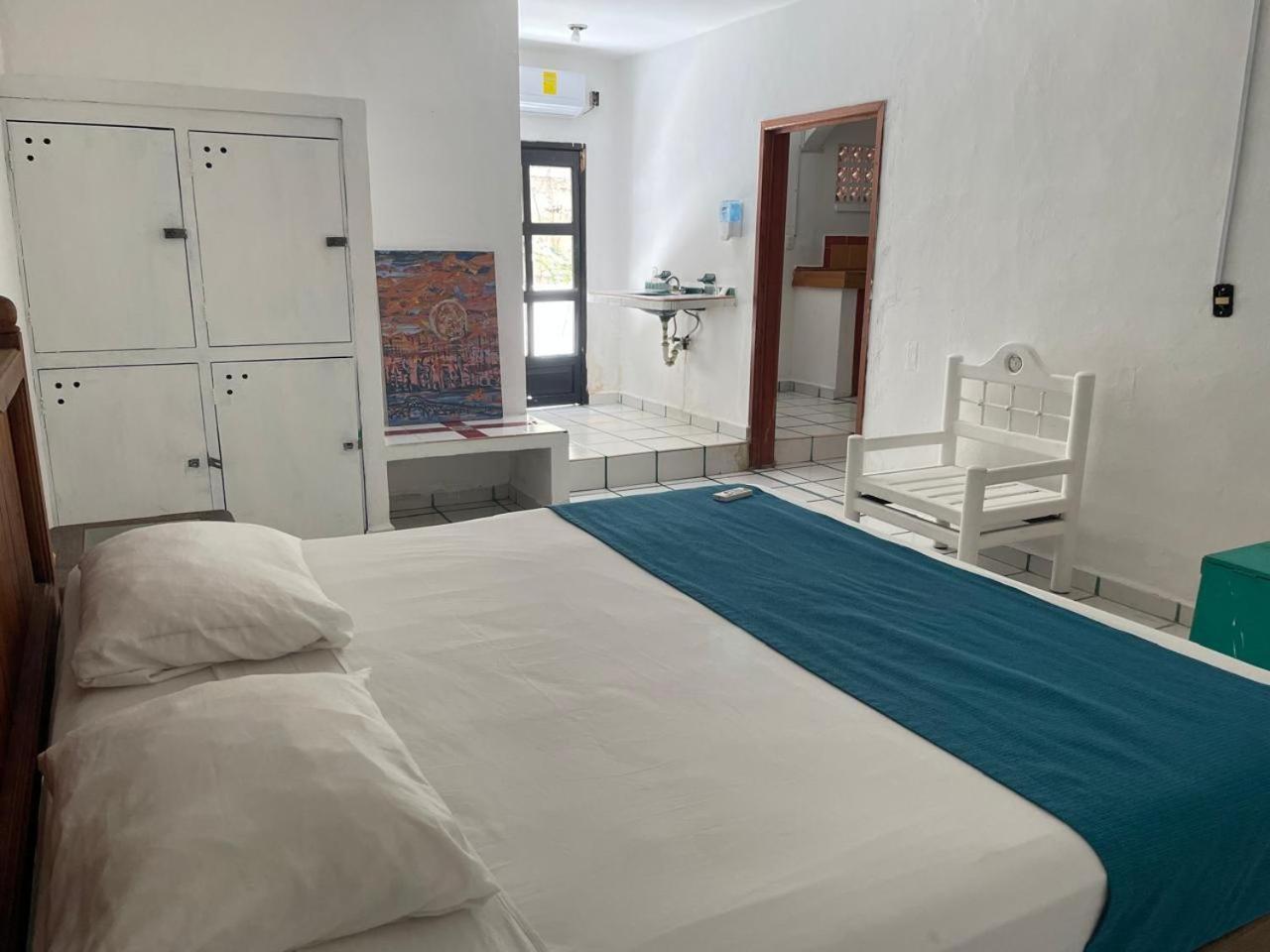 Hotel Manzana Verde 5Th Avenue Плая дел Кармен Екстериор снимка