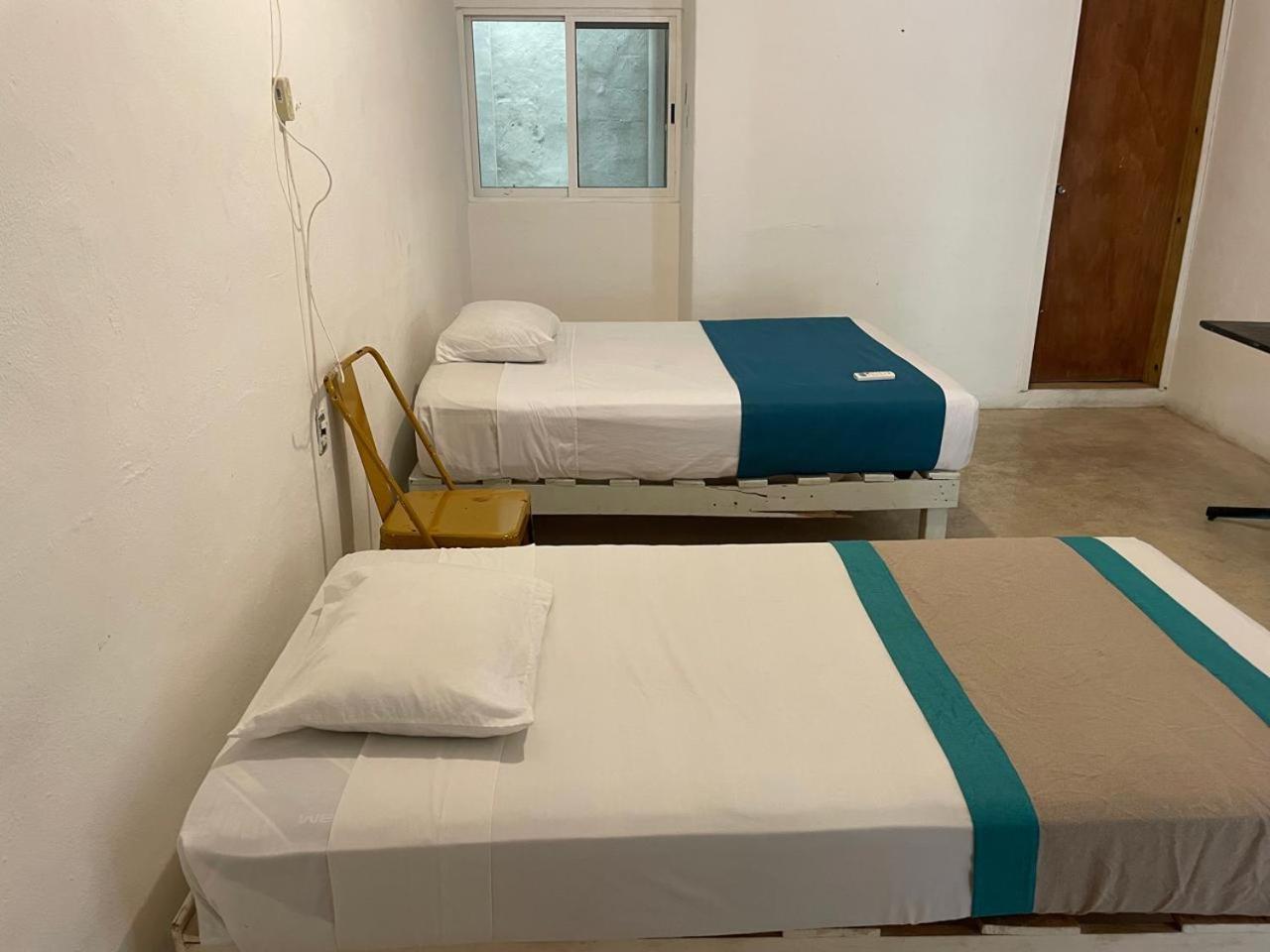 Hotel Manzana Verde 5Th Avenue Плая дел Кармен Екстериор снимка